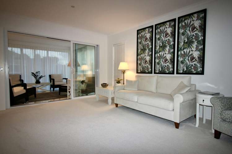 76 Leeward Drive_5