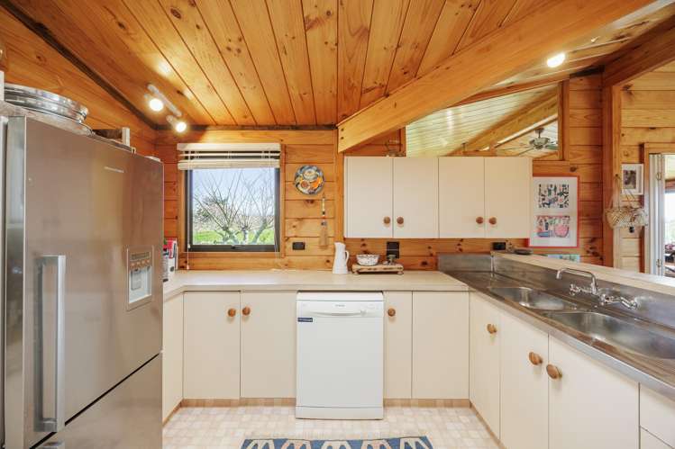 160 Tait Road Maraekakaho_5
