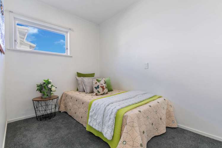 2/189 Landscape Road Mount Eden_8