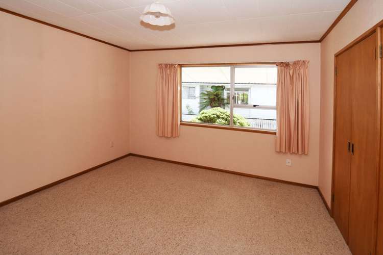 80 Victoria Street Carterton_14