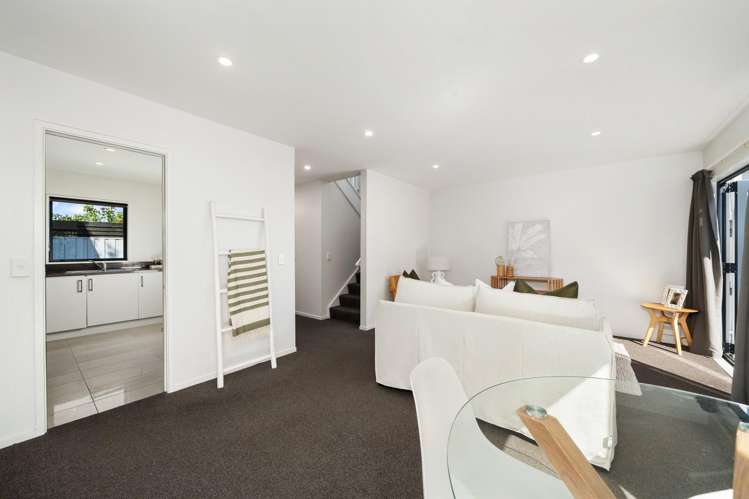 1/27 Cornwall Street Saint Albans_7