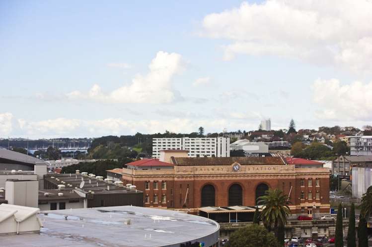 702/85 Beach Road Auckland Central_6