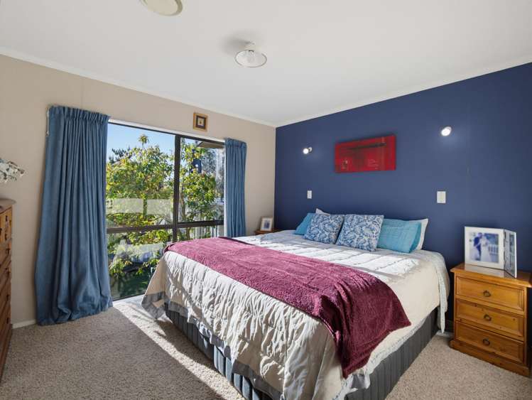 74 Churchill Drive Taradale_12