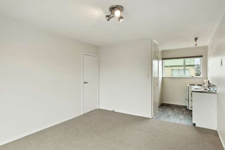 3/93 Racecourse Road Sockburn_3