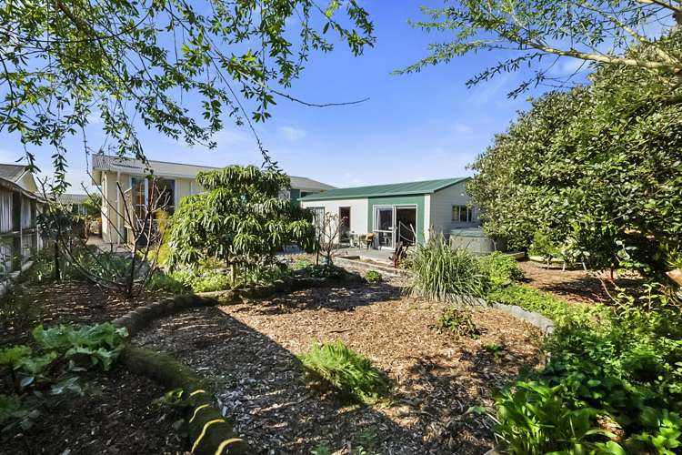 4 Kelvin Place Westown_13