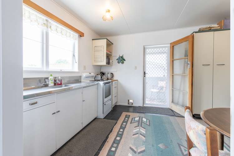 10 Jones Street Porangahau_6