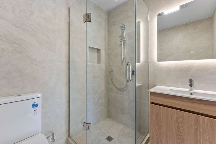 70 Marendellas Drive Bucklands Beach_12