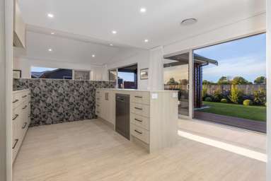 25 Phoenix Palms Grove_3