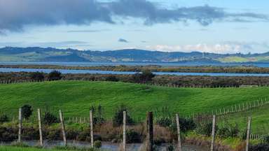 68D Tuparekura Road, South Head_3