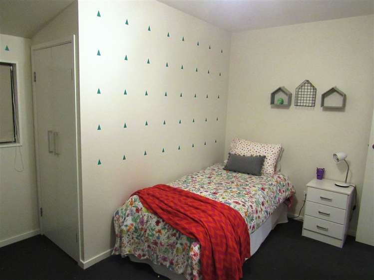 4 Hill Street Kaka Point_16