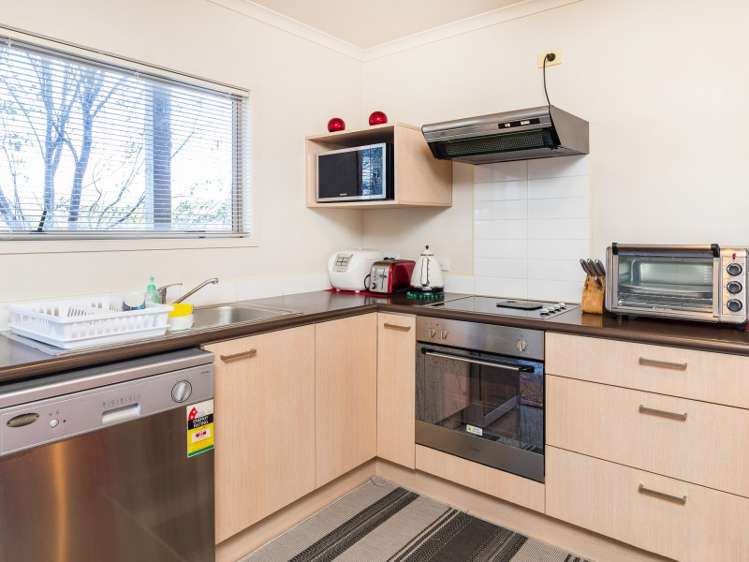 19/94 Glengarry Road Glen Eden_2