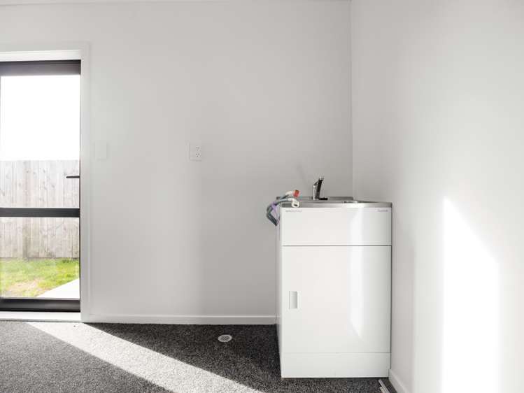 7/126 Rifle Range Road Dinsdale_11