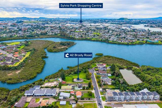 2,608m² Waterfront THAB Goldmine