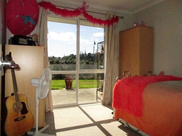 1 Ko Place Pyes Pa_12