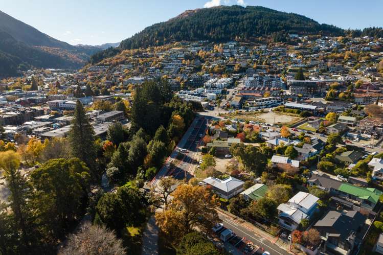 9 Brisbane Street Queenstown_8