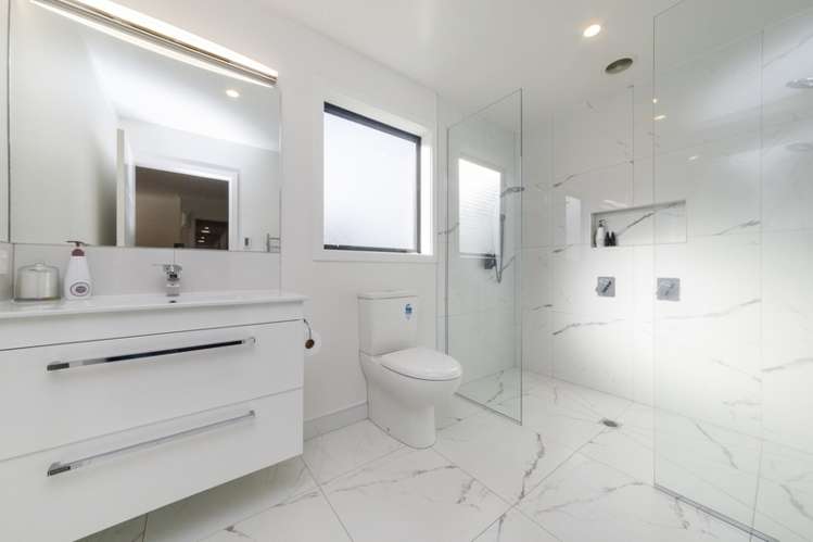 28 Sandown Avenue Himatangi Beach_17