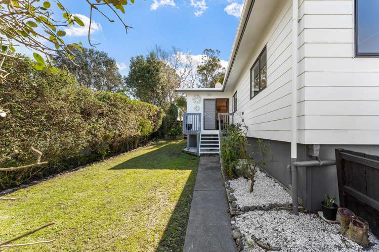 12b Brandon Road Manly_15