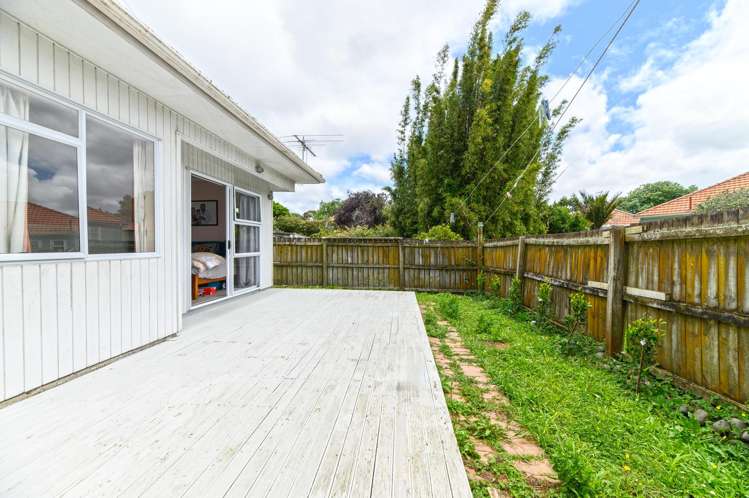 14C Tory Street Mt Roskill_13