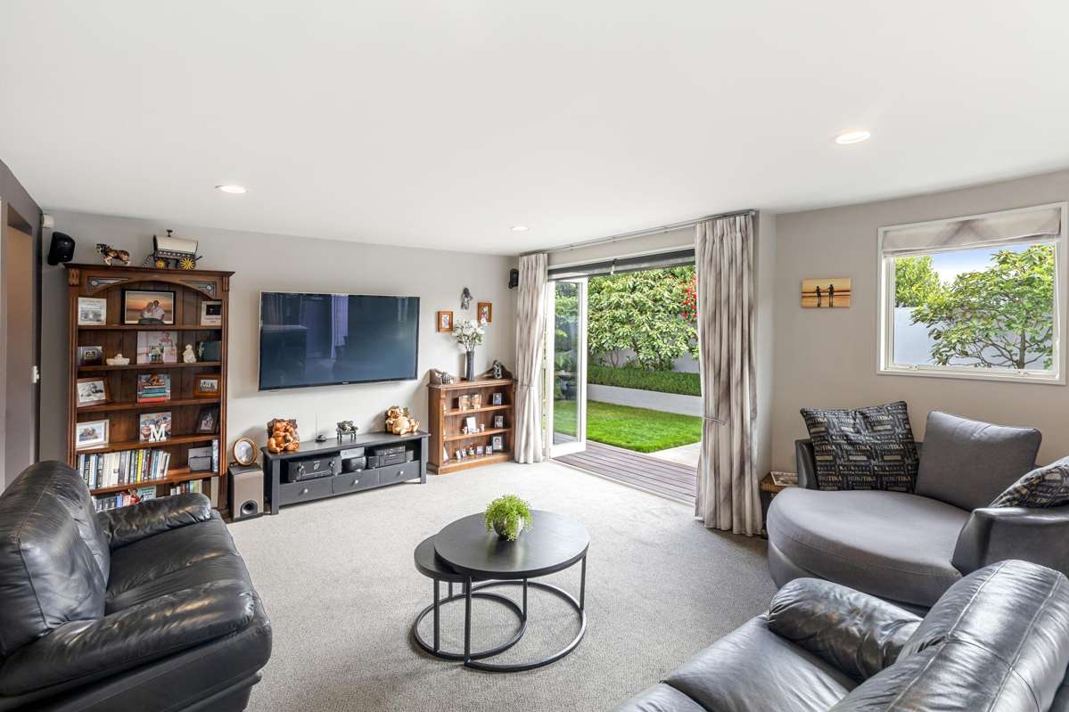 28 Mayfair Street_4