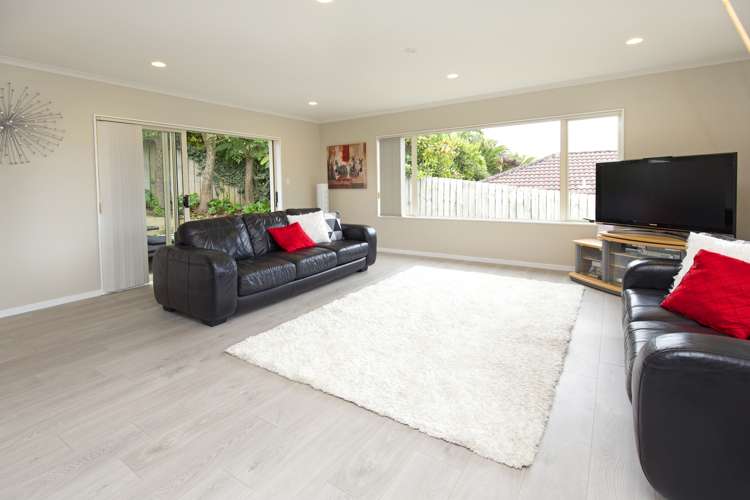 3 Rivervale Grove Stanmore Bay_9