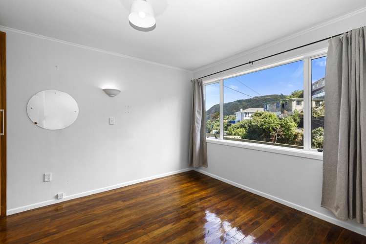 F1/165 Severn Street Island Bay_19