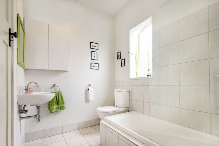 903 Albert Street Parkvale_16