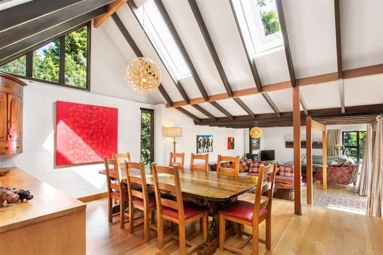 305 Avonhead Road Avonhead_7