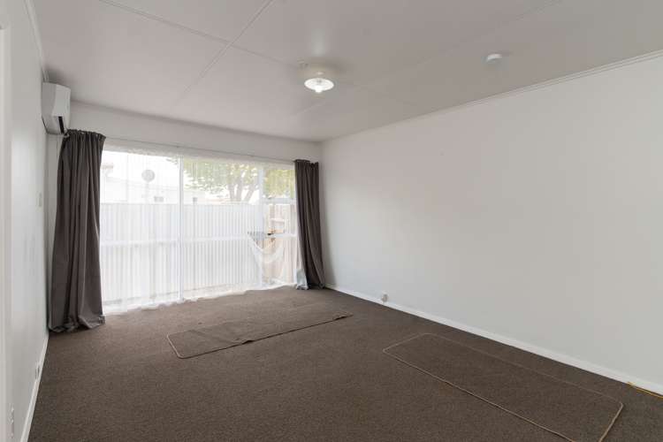 1/11 Pascal Street Palmerston North Central_5