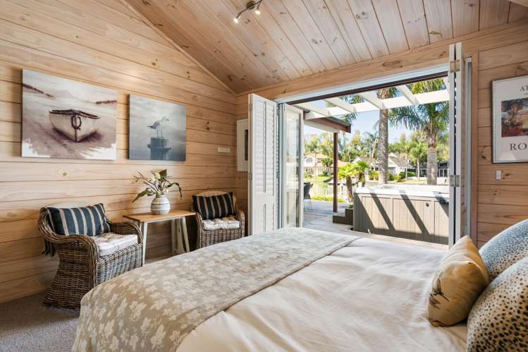 122 Motu Capri Pauanui_16