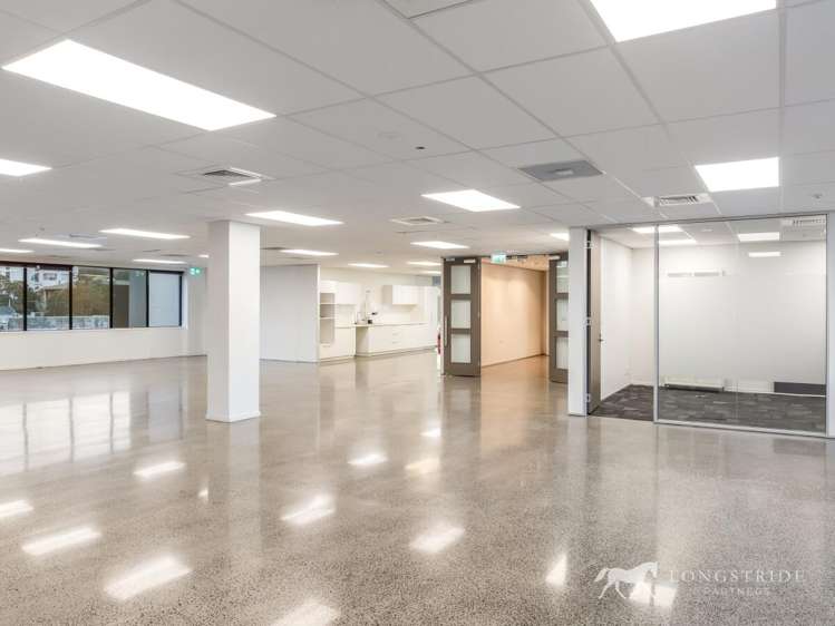 100 Carlton Gore Road Newmarket_6