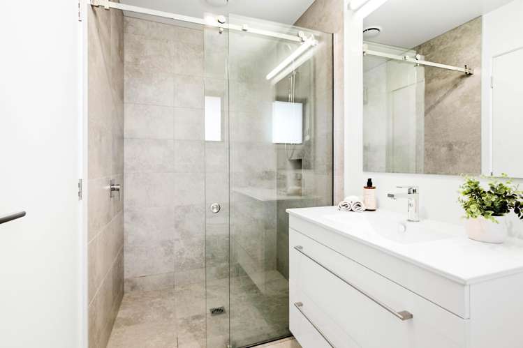 8 Edwin Street Caversham_14