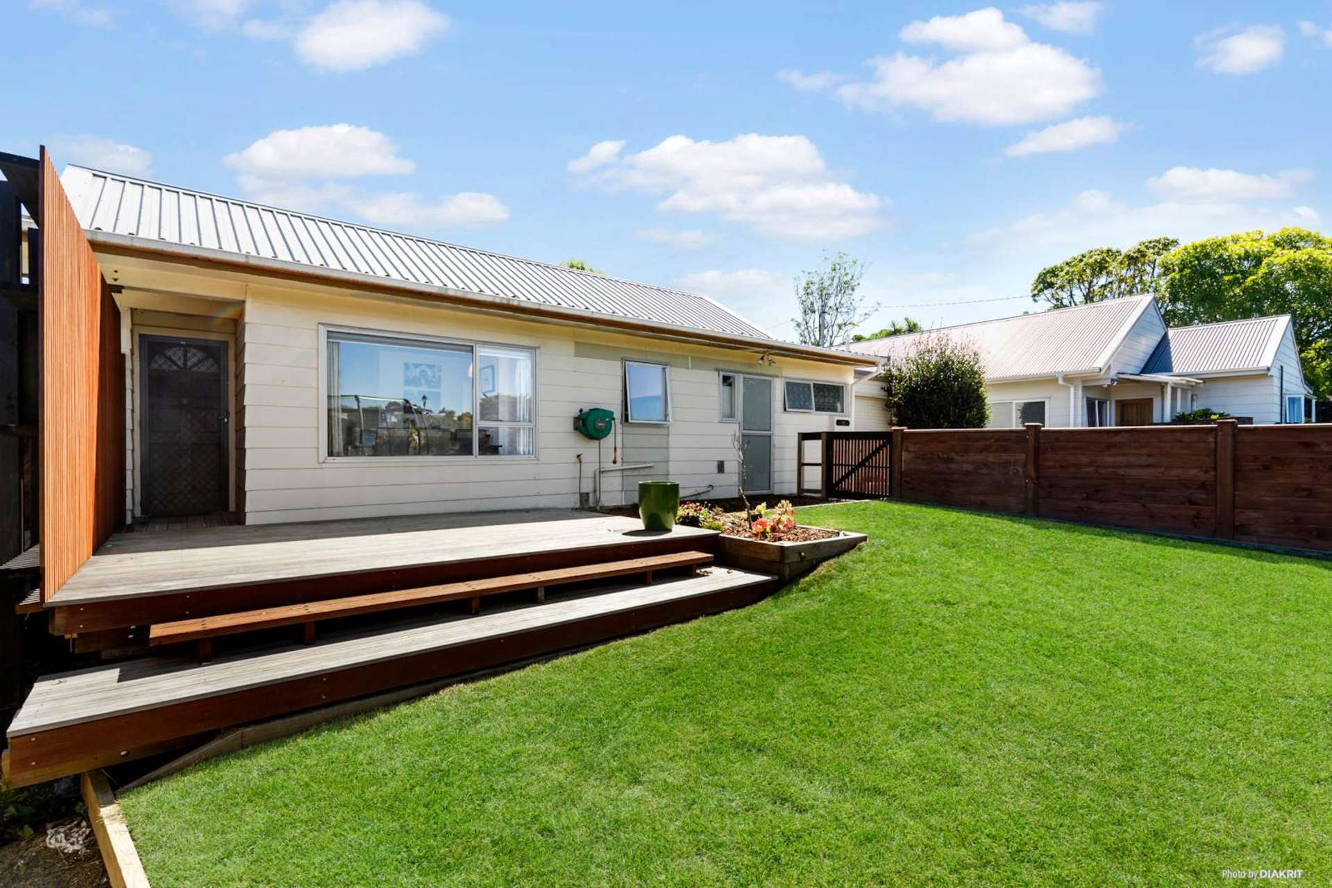 2/1 Hiwihau Place Glenfield_0