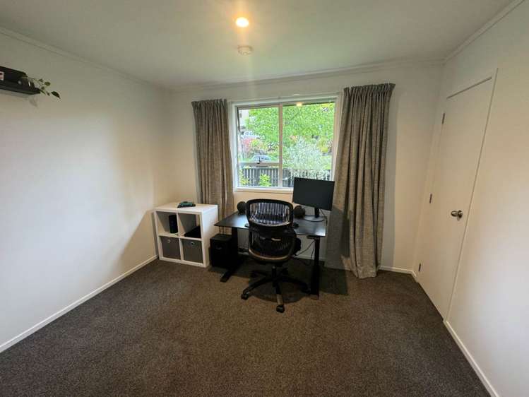 6 Longfellow Parade Glen Eden_8