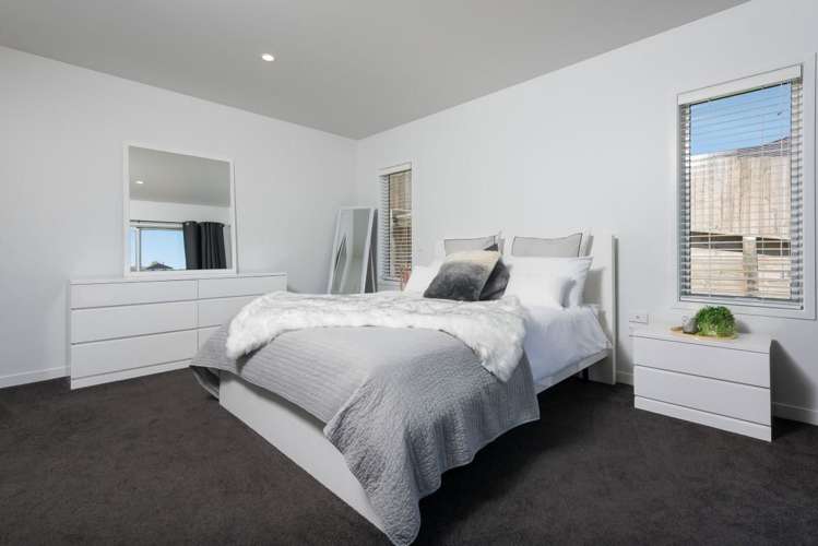 141 Condor Drive Pyes Pa_13