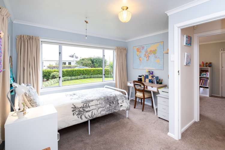 8 Menin Road Onekawa_15