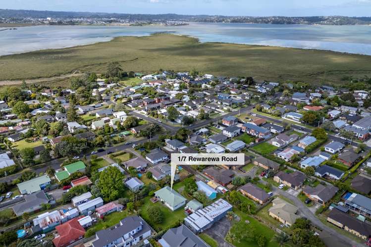 1/7 Rewarewa Road Te Atatu Peninsula_11