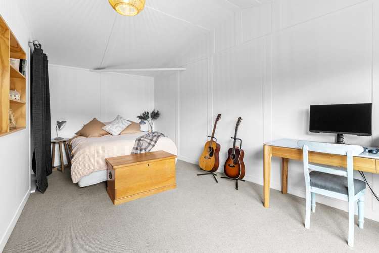 4 Barrett Road Spotswood_21