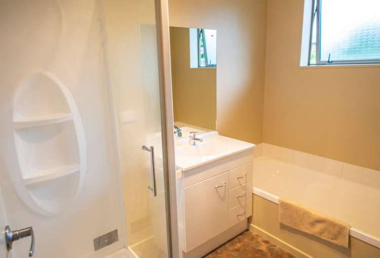 21 Duxford Crescent Fairfield_5