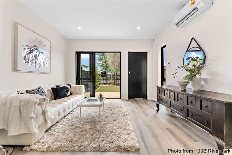 133C&D Riverpark Crescent_1