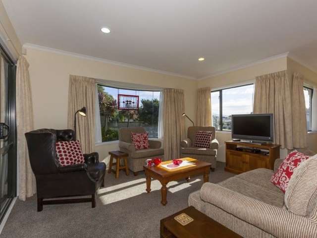 50 Lorna Irene Drive Raumati South_4