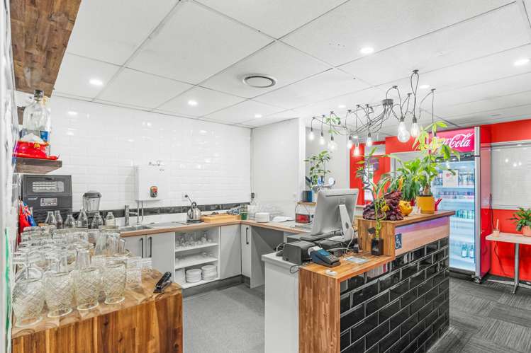 1/84 Hayton Road Wigram_6