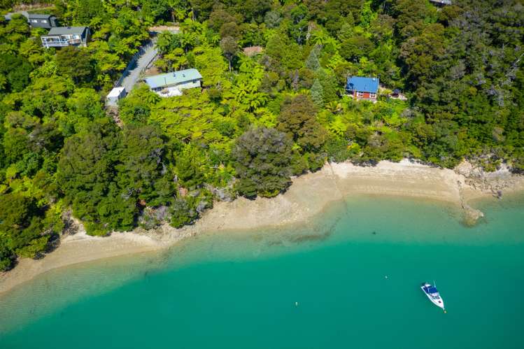 1785 Kenepuru Road Kenepuru Sound_16