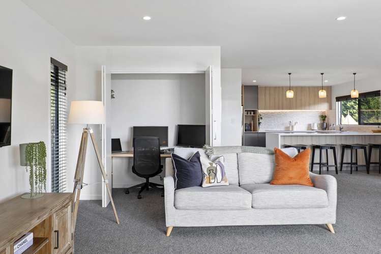 32 Soleares Avenue Mount Pleasant_8