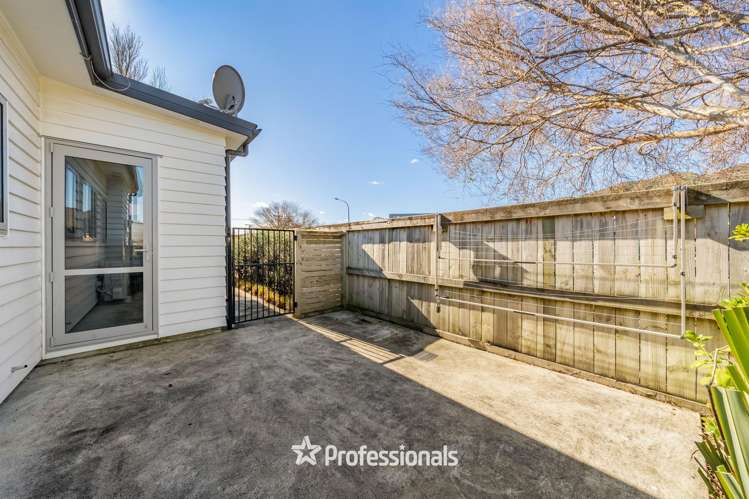 1 Wi Hape Pakau Place Waiwhetu_18