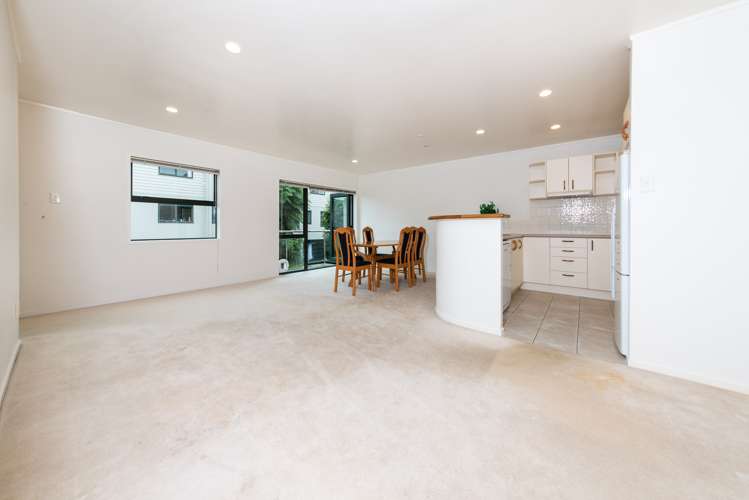 8/76 Galway Street Onehunga_5