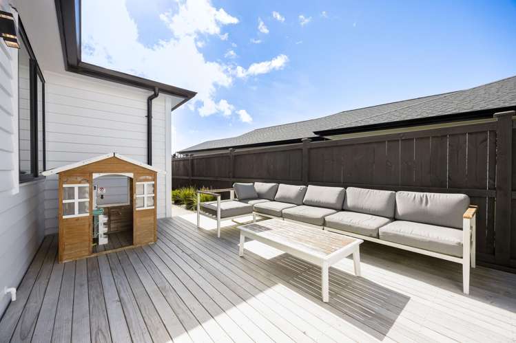 39 Matahae Crescent Milldale_17