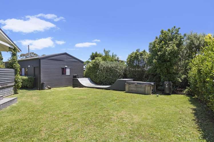 20 House Avenue Mangere Bridge_26