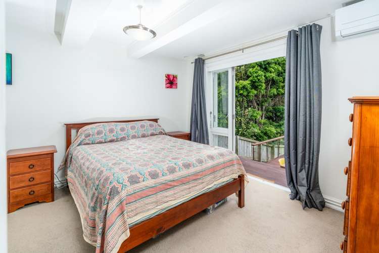 24 Charlotte Avenue Brooklyn_14