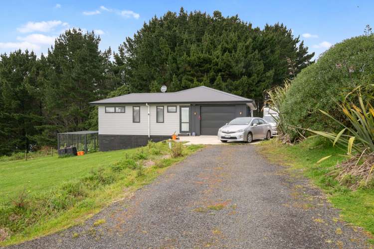 146 Maukutea Drive Kawhia_24