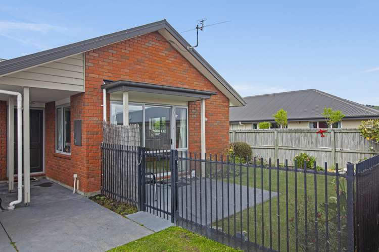 4 Saint Peters Close Woolston_5